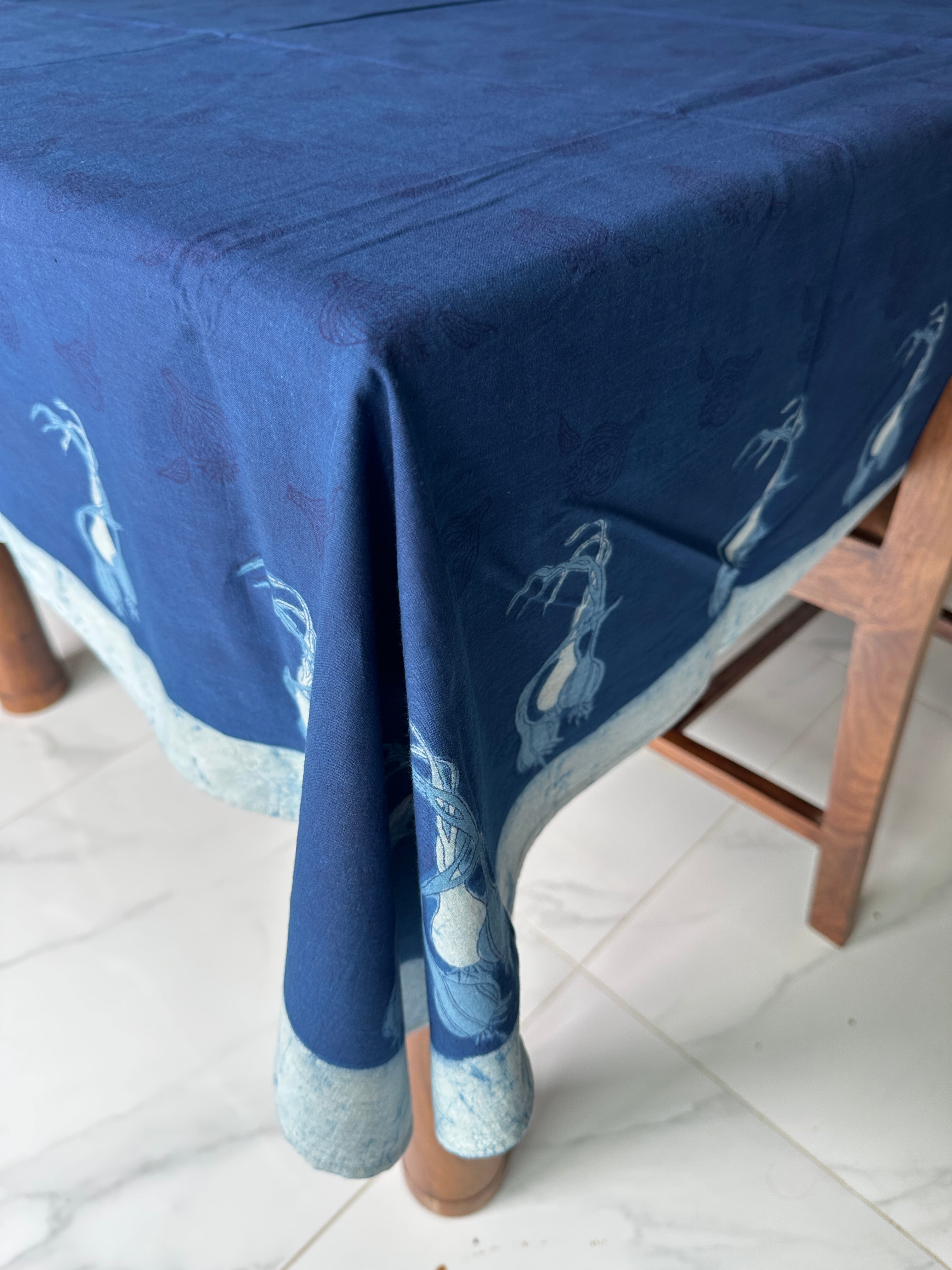 Allium Tablecloth