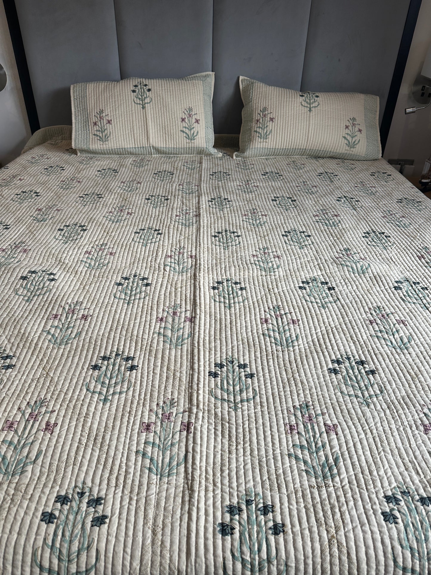 Luxury Quilted Bedcover - Premium Cotton