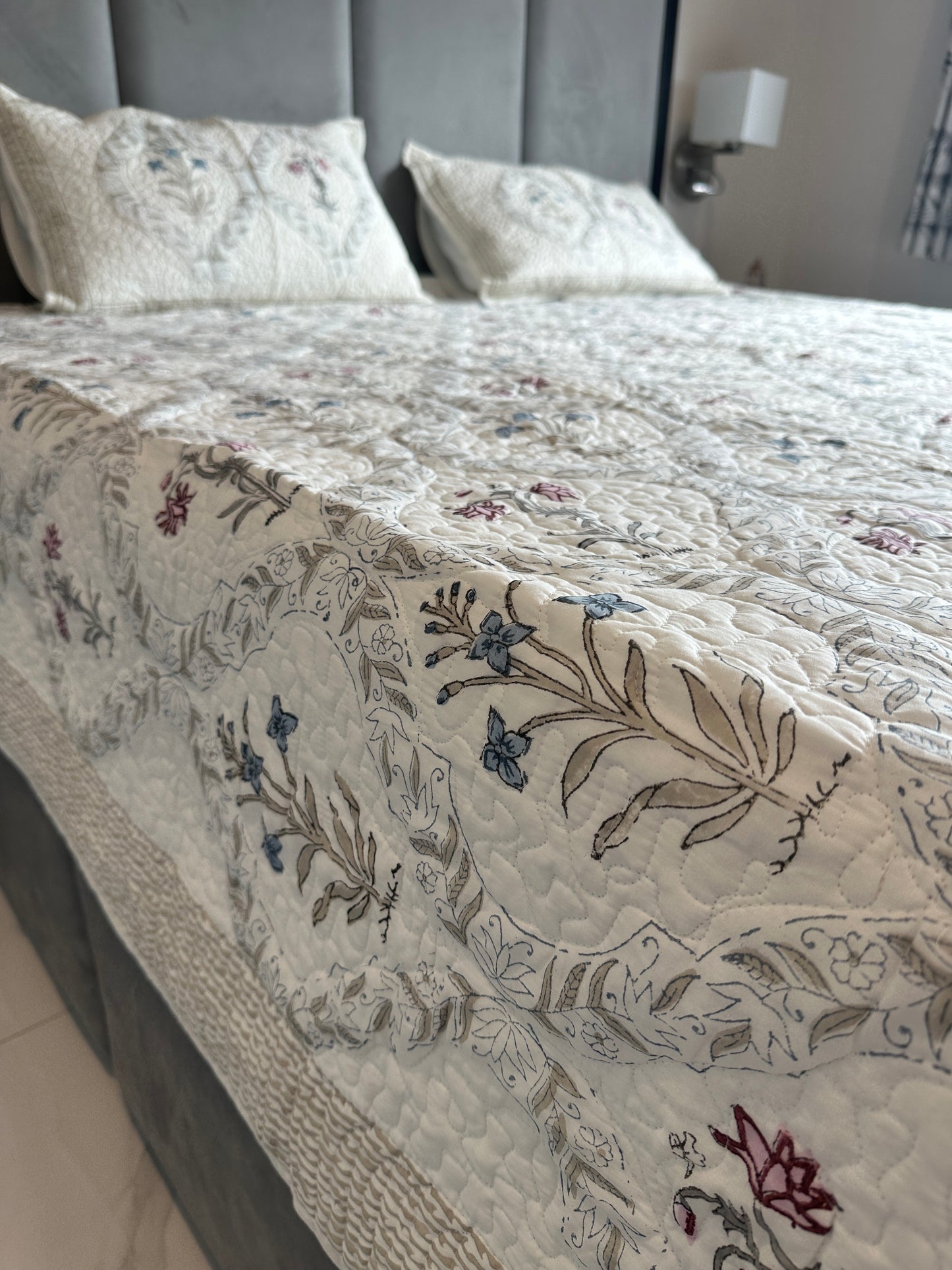 Luxury Quilted Bedcover - Premium Cotton