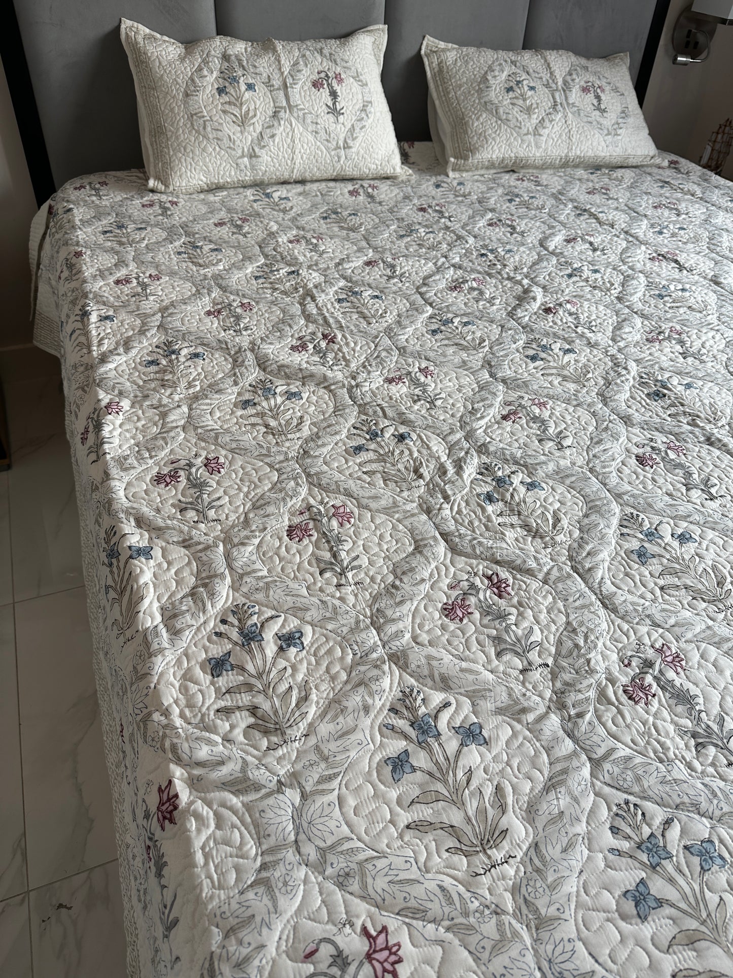 Luxury Quilted Bedcover - Premium Cotton