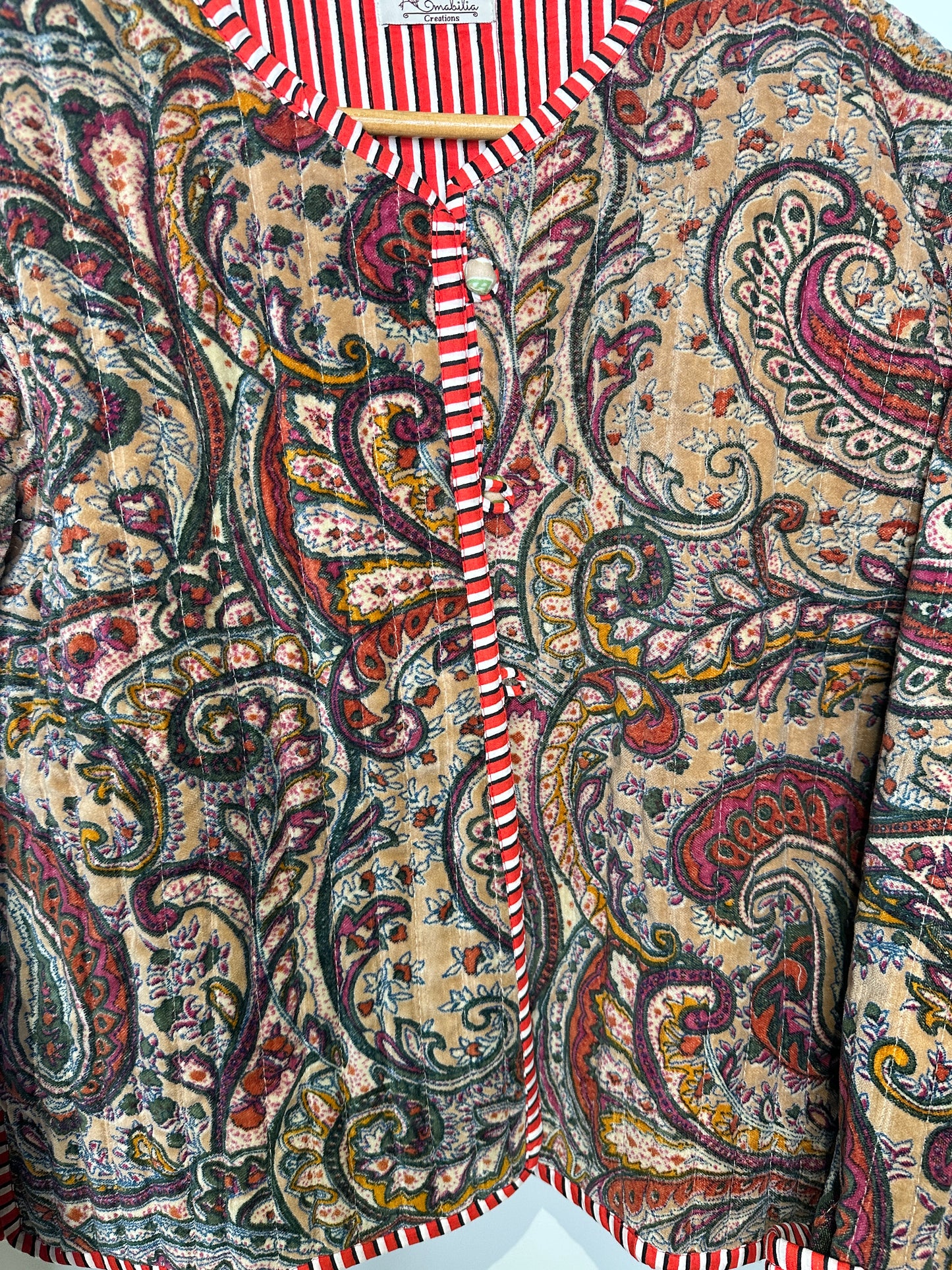 Beige Paisley - Short Quilted Velvet Jacket