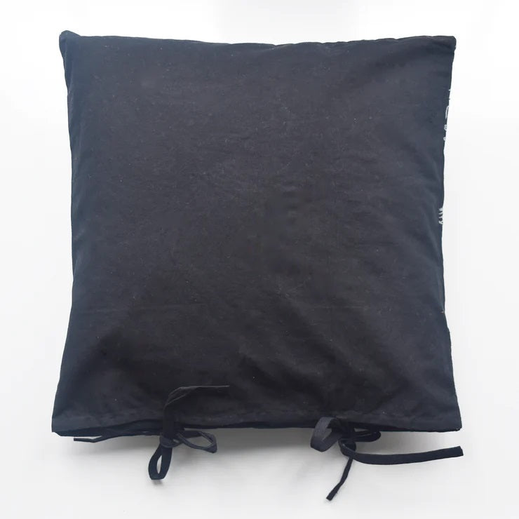 Cat Lovers - Hand Embroidered Cushion Cover