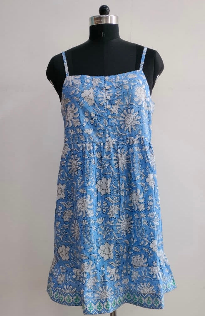Neer - The Dress