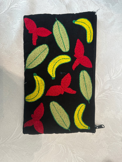 Banana & Leaves - Multipurpose Zipper Pouch