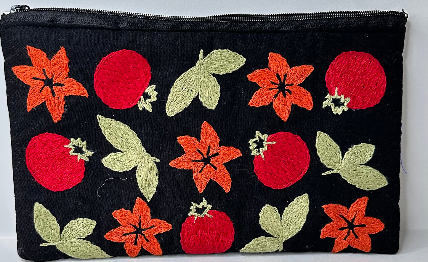 Tomatoes  - Multipurpose Zipper Pouch