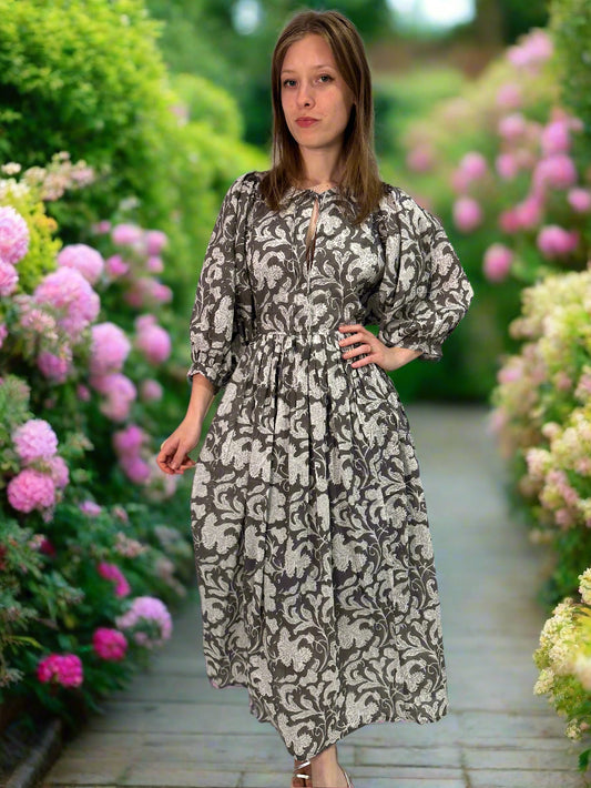 Riya Midi  Dress- Charcoal Garden